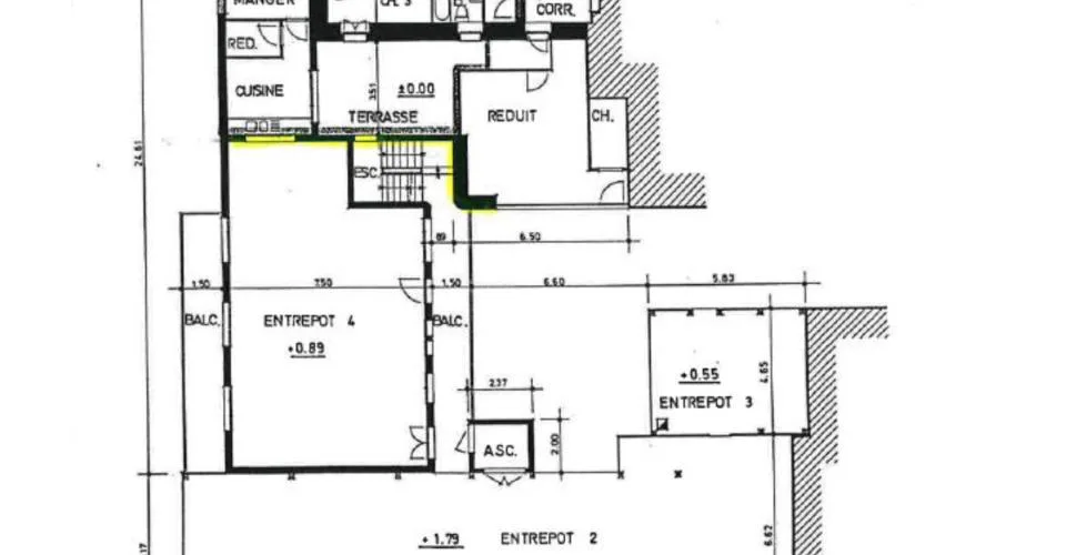 Saxon, lot de 2 immeubles de rendement, 11 appartements, 1 restaurant, 1 commerce, 9 pl. de parc – Foto 16 von 19