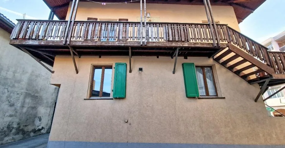 Saxon, lot de 2 immeubles de rendement, 11 appartements, 1 restaurant, 1 commerce, 9 pl. de parc – Foto 7 von 19