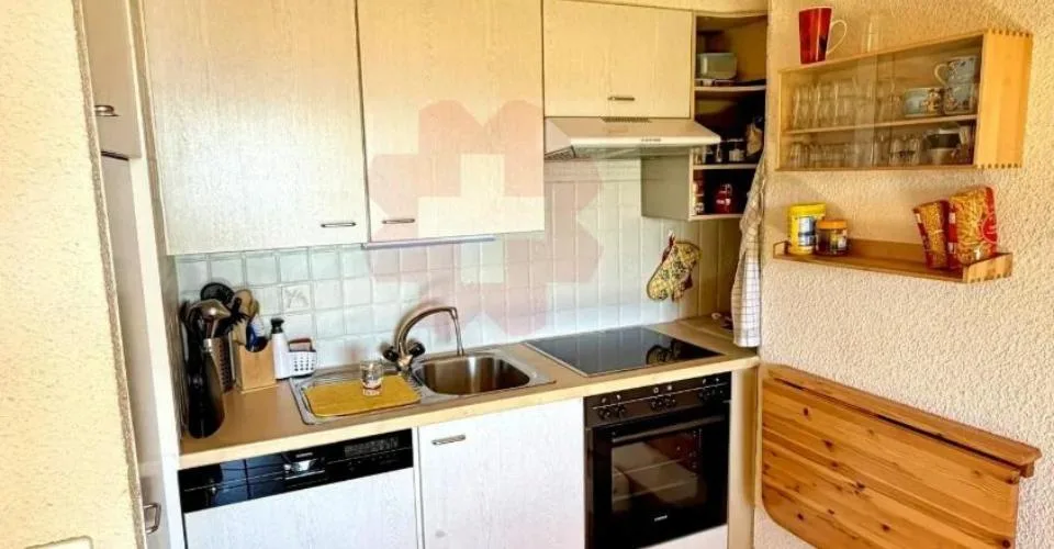 Charmant appartement 2.5 pièces en attique avec vue exceptionnelle Le – Foto 7 von 13
