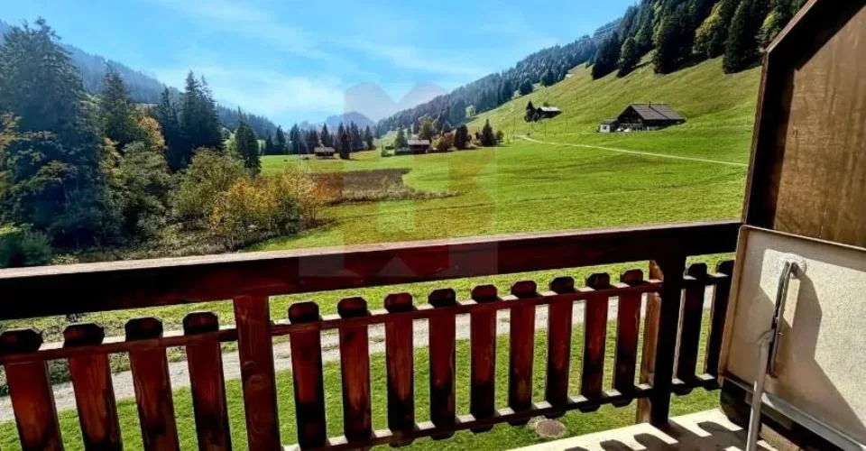 Charmant appartement 2.5 pièces en attique avec vue exceptionnelle Le – Foto 12 von 13