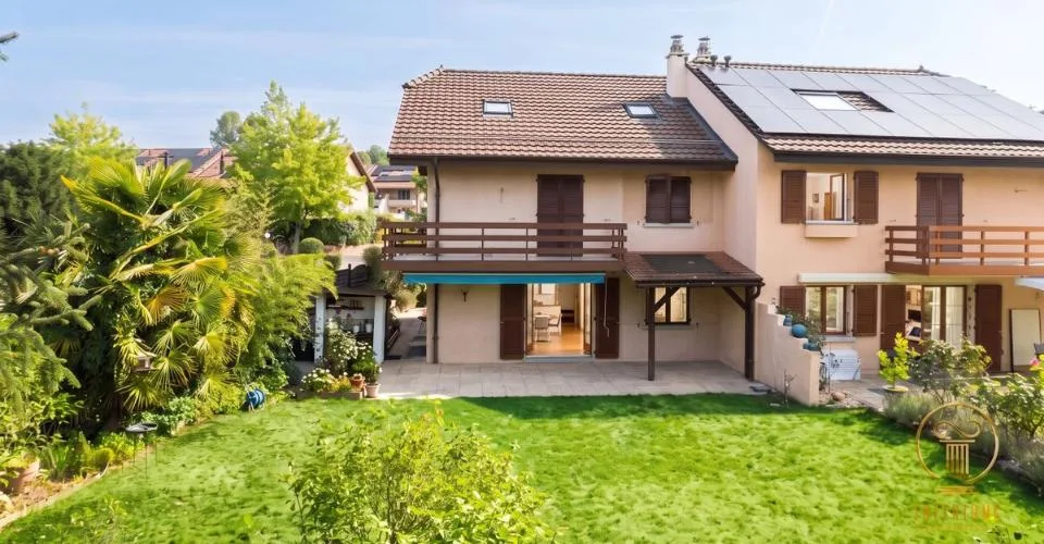 RENENS - Villa mitoyenne de 5.5 p. avec grand jardin. Pas inscrite dans une PPE. – foto 12 di 13