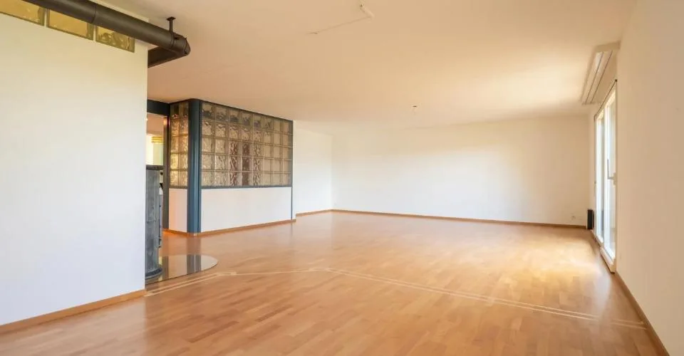 Apartment of 135 m² in the heart of Palézieux-Village: train station, school and shops nearby – photo 6 of 9
