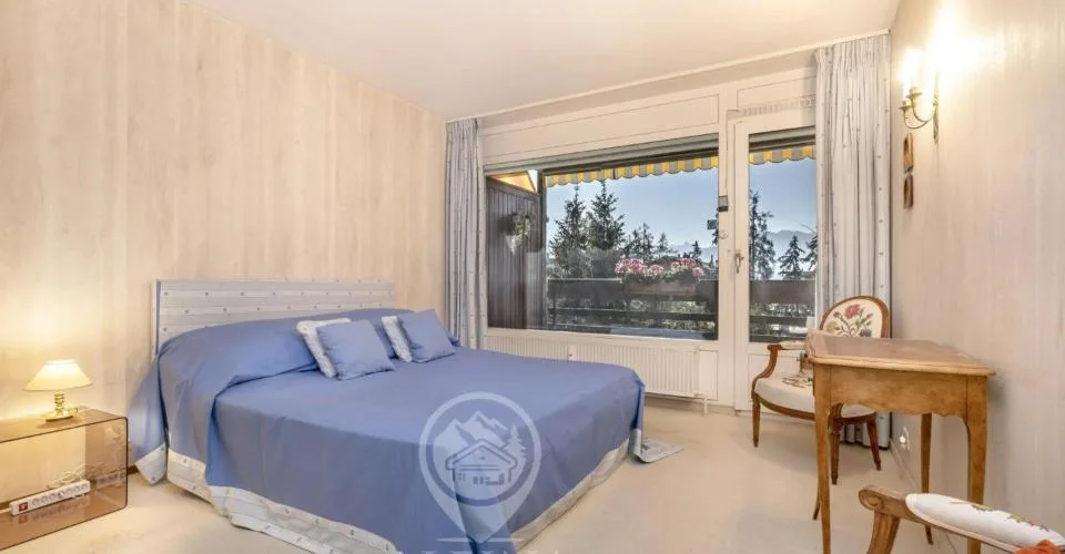 CRANS-MONTANA ? PENTHOUSE AU C?UR DE LA STATION – Foto 9 von 13
