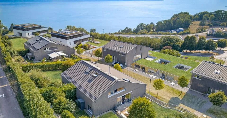 Ein zeitgenössischer Juwel in Lavaux: spektakuläre Aussicht auf den See und süße Lebensart im Alltag – Foto 2 von 13