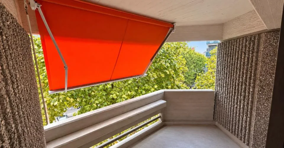 SPACIEUX APPARTEMENT DE 4,5 PIÈCES AVEC GRAND BALCON À CAROUGE – Foto 8 von 8