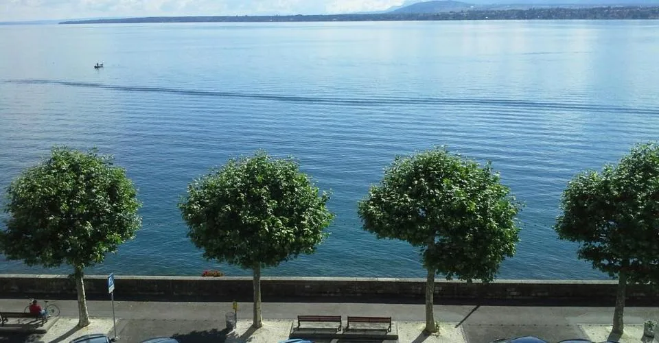 Vue imprenable sur Lac avec terrasse - Appartement de 6 pièces – Foto 3 von 9