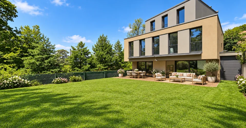 Anières — Villa de standing avec jardin et terrasse en toiture, vue lac – Foto 12 von 12