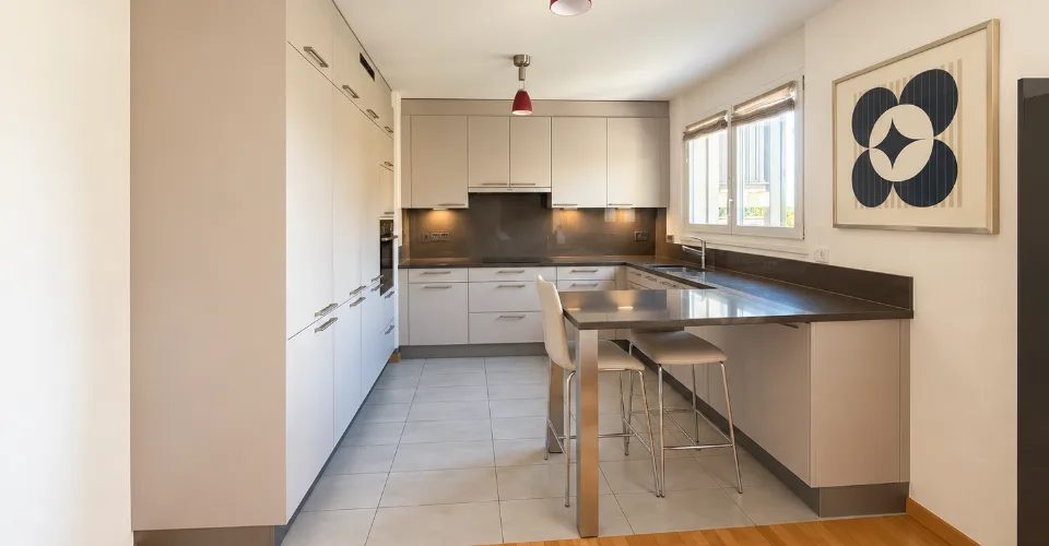 Magnifique appartement lumineux avec de généreuses terrasses à Anières – Foto 2 von 8