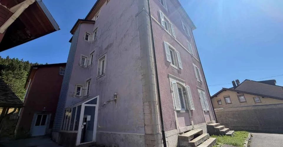 Immeuble de rendement de 5 appartements – photo 2 of 13
