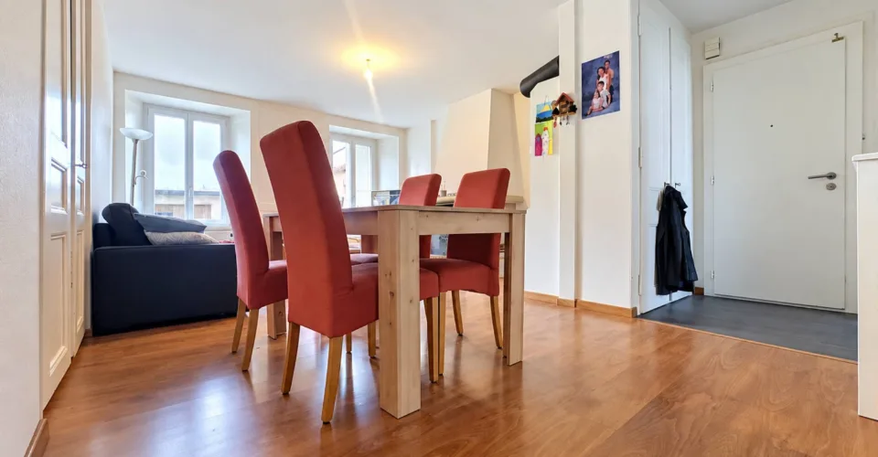 Immeuble de rendement de 5 appartements – photo 3 of 13