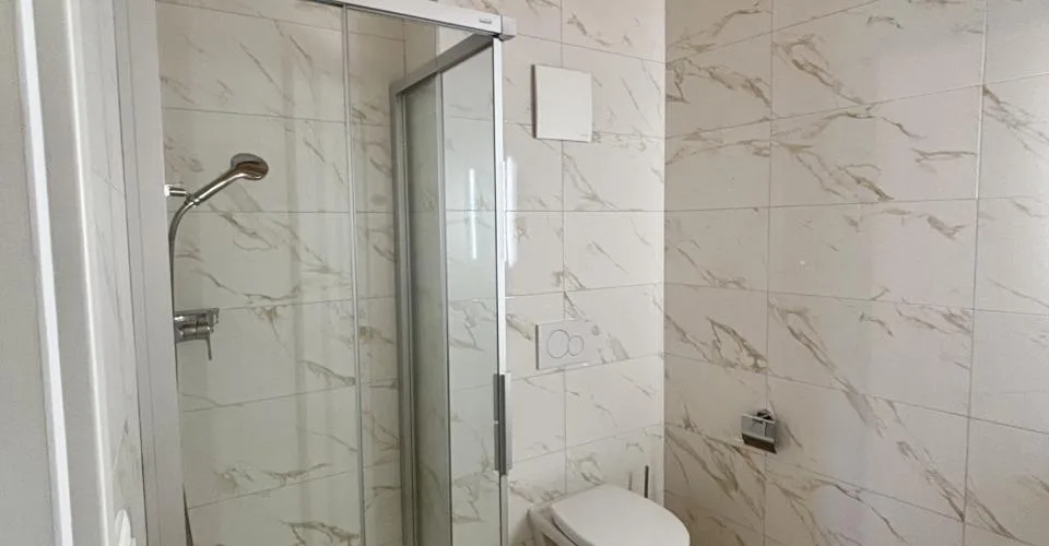 Appartement de 4 1/2 et studio à vocation commerciale – photo 29 sur 30