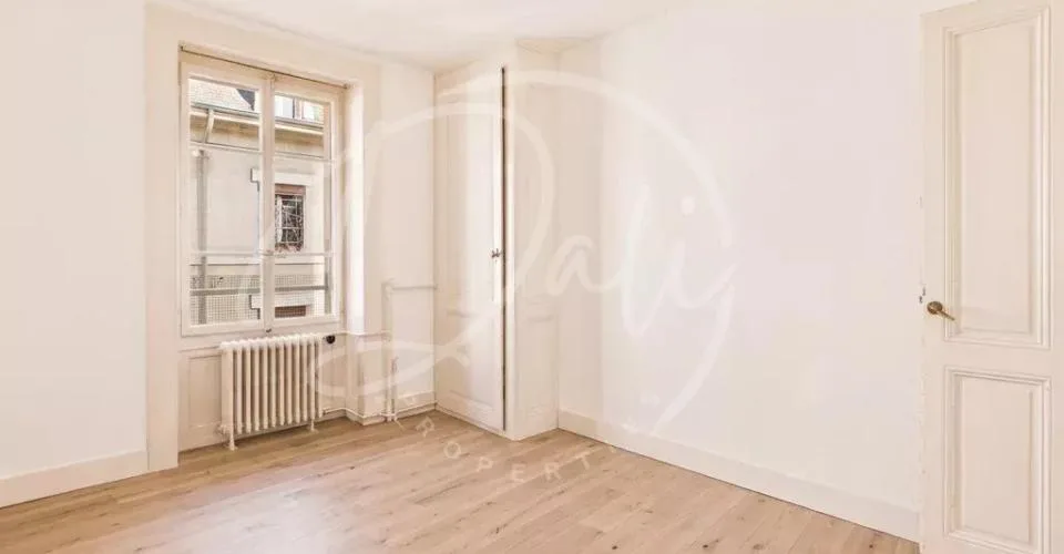 Spécial investisseur : Rendement locatif attractif au centre-ville – foto 2 di 5