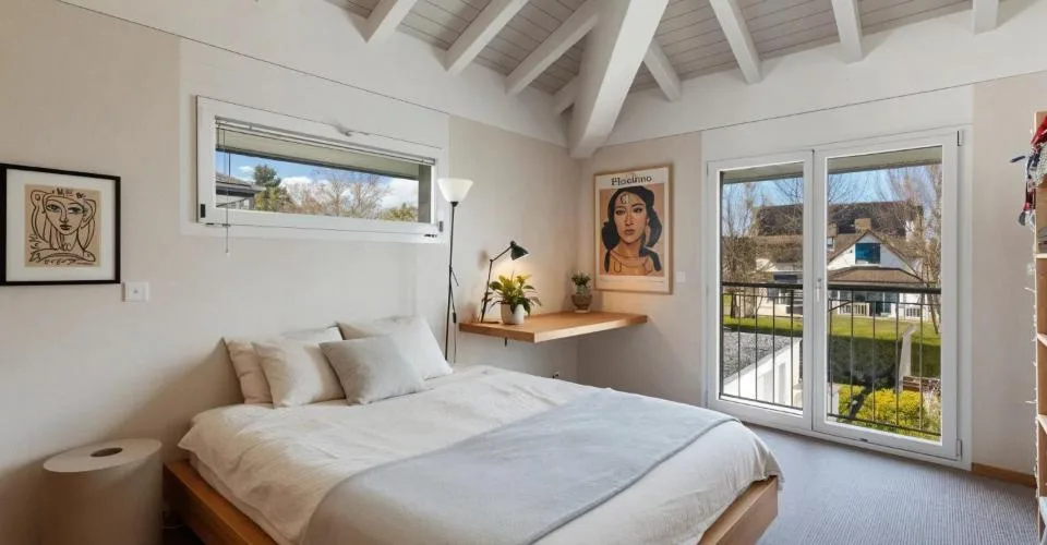 Lumière, espace et sérénité ? Une parenthèse privée à Coppet – Foto 8 von 12
