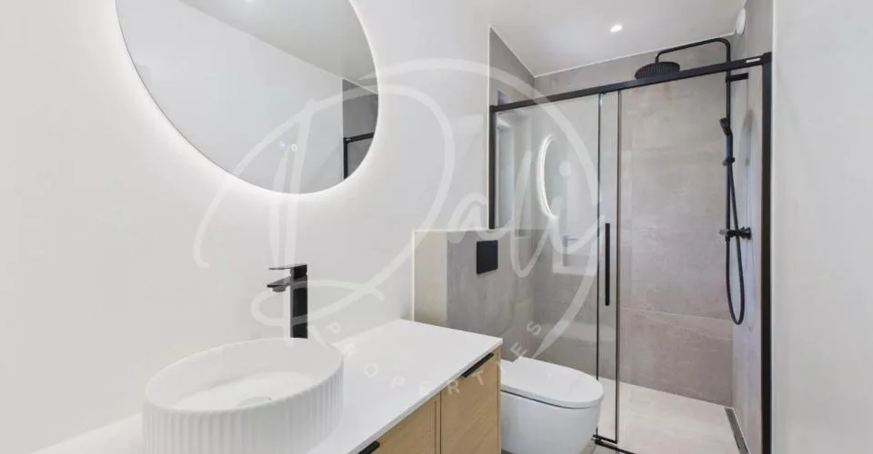 Villa contemporaine HPE avec rooftop et piscine – Foto 8 von 10