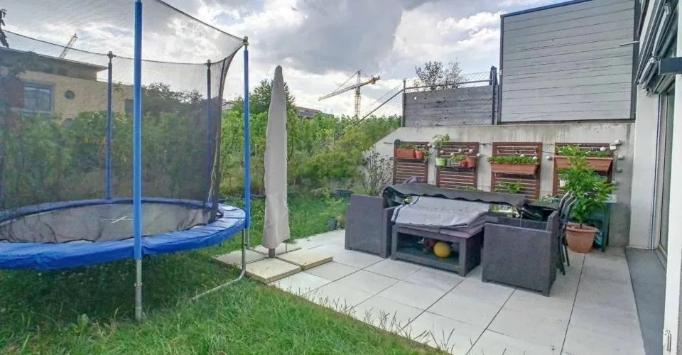 Appartement de 5 pièces avec terrasse et jardin dans le village de Sat – foto 5 di 10