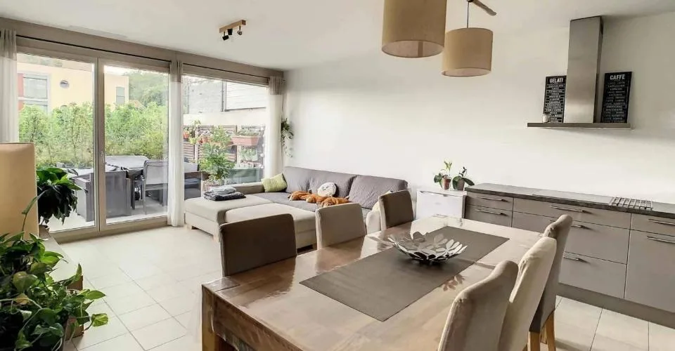 Appartement de 5 pièces avec terrasse et jardin dans le village de Sat – foto 2 di 10