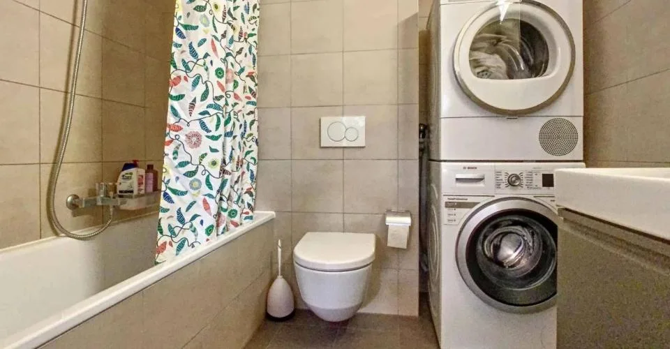 Appartement de 5 pièces avec terrasse et jardin dans le village de Sat – foto 9 di 10