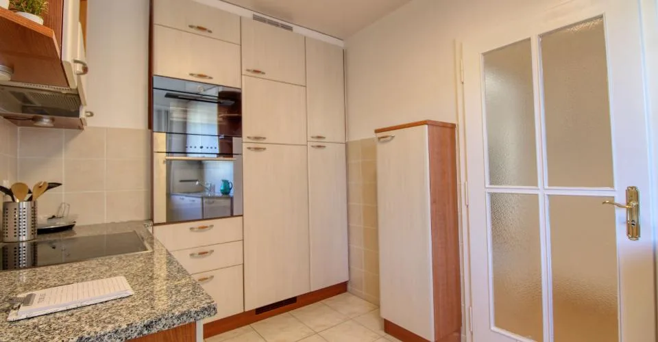 Ton nouveau chapitre commence ici - Chambre meublée, emplacement de choix – photo 12 sur 20