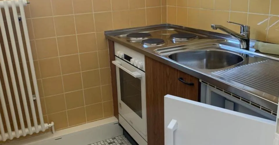 Agréable et spacieux logement, idéal pour un-une étudiant(e), – Foto 5 von 8