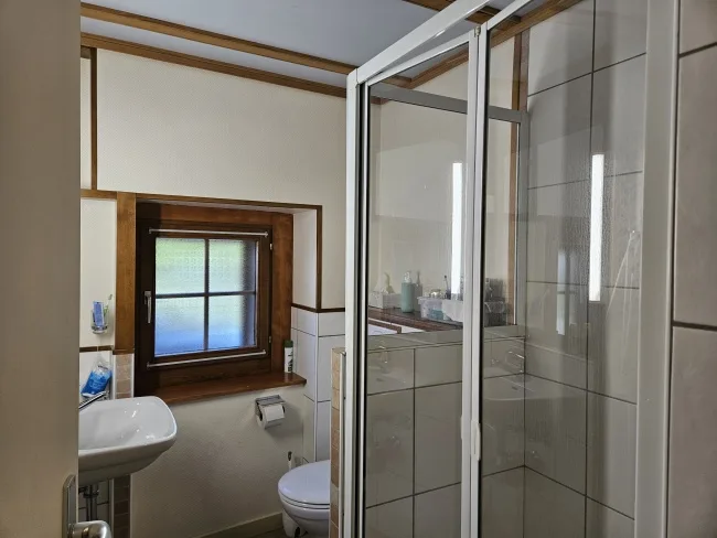 Appartement de 5 pièces avec joli jardin à louer à Confignon, calme – foto 9 di 10