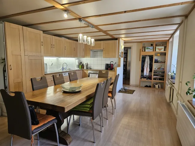 Appartement de 5 pièces avec joli jardin à louer à Confignon, calme – foto 2 di 10