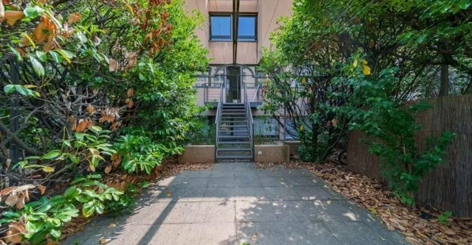 Duplex von 132 m2 mit eigenem Garten in Plainpalais – Foto 7 von 7