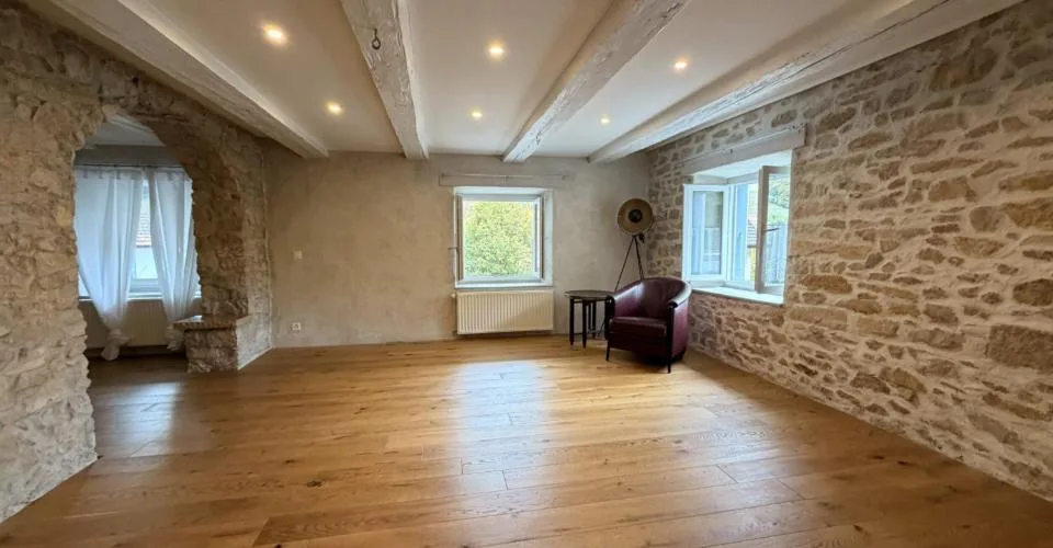 A louer charmant appartement de 3,5 pièces avec terrasse à Asuel – photo 3 sur 13