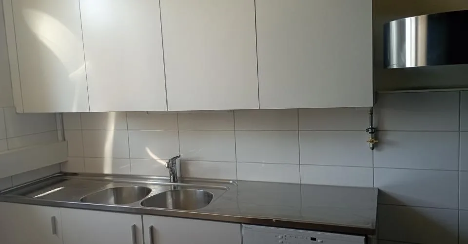 APARTMENT – photo 10 of 16