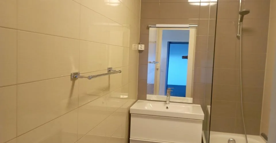 APARTMENT – photo 12 of 16
