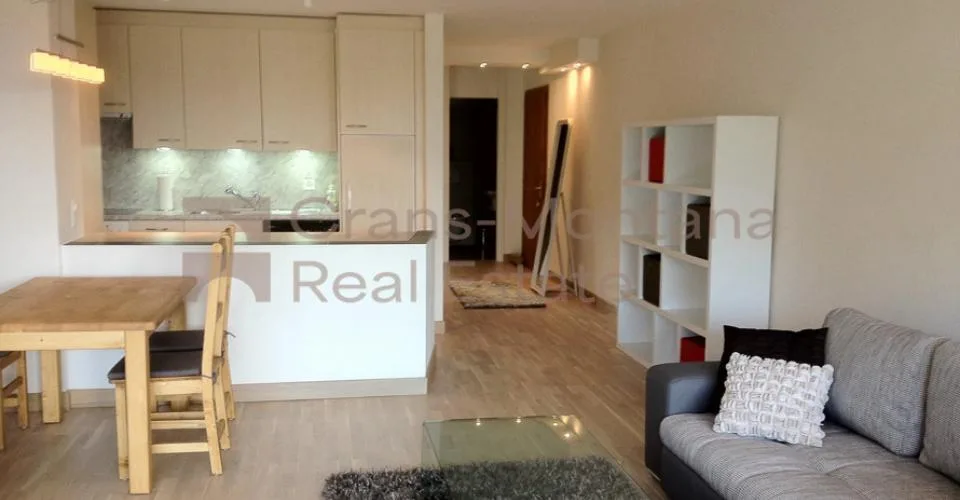 Appartement 2.5 pièces proche du centre de Crans-Montana – Foto 2 von 5