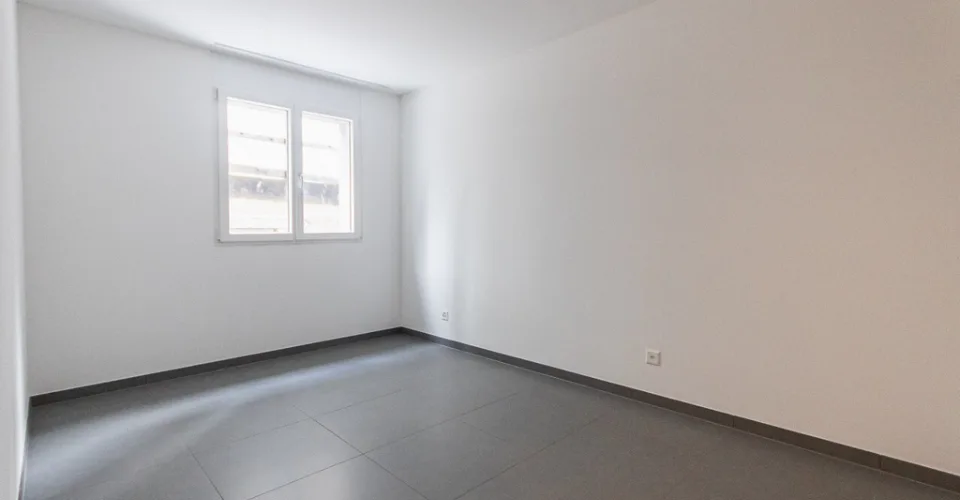Vista aperta, finiture moderne e tutti i servizi a portata di mano – foto 5 di 16