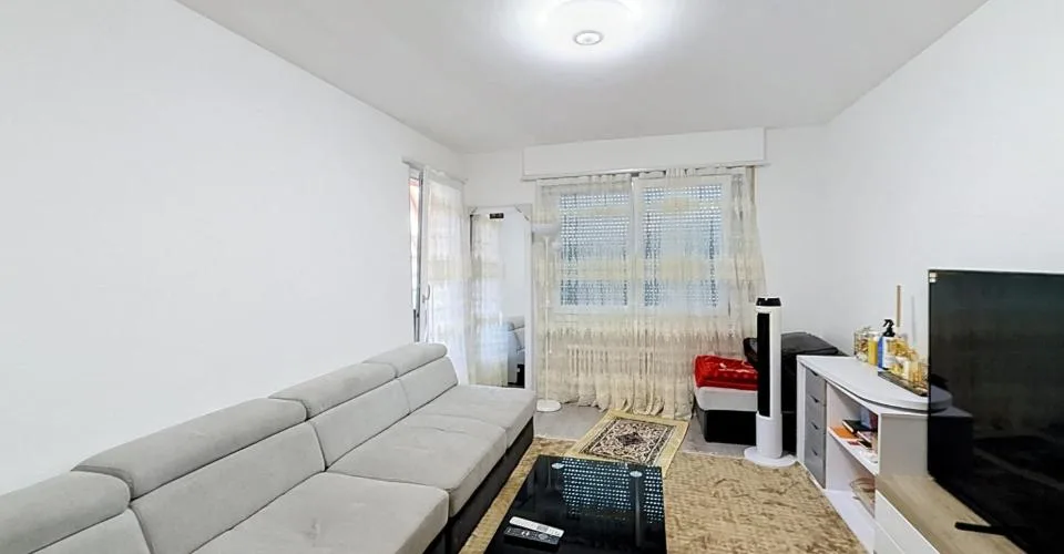 Bel appartement de 2.5 pièces au 4ème étage – foto 2 di 5