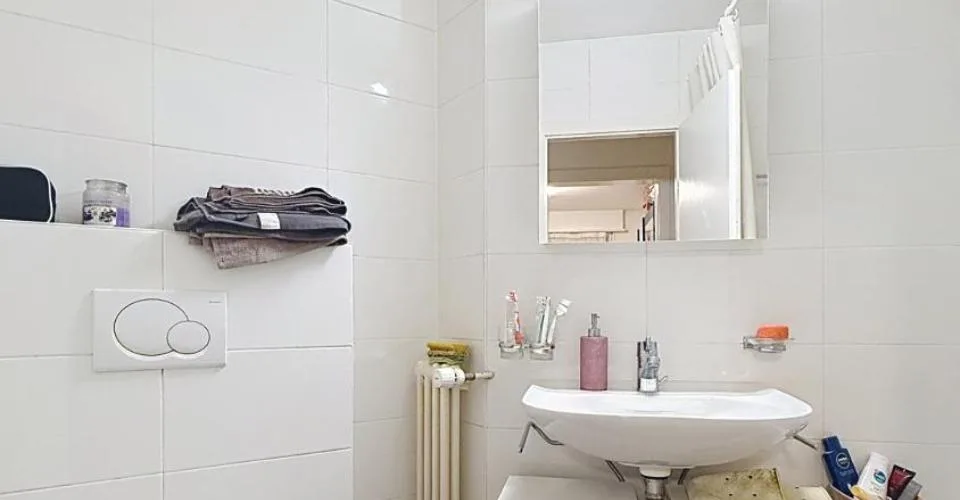 Bel appartement de 2.5 pièces au 4ème étage – foto 4 di 5
