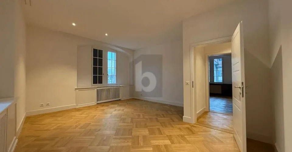 ALTSTADTCHARME TRIFFT MODERNEN WOHNKOMFORT – Foto 3 von 6