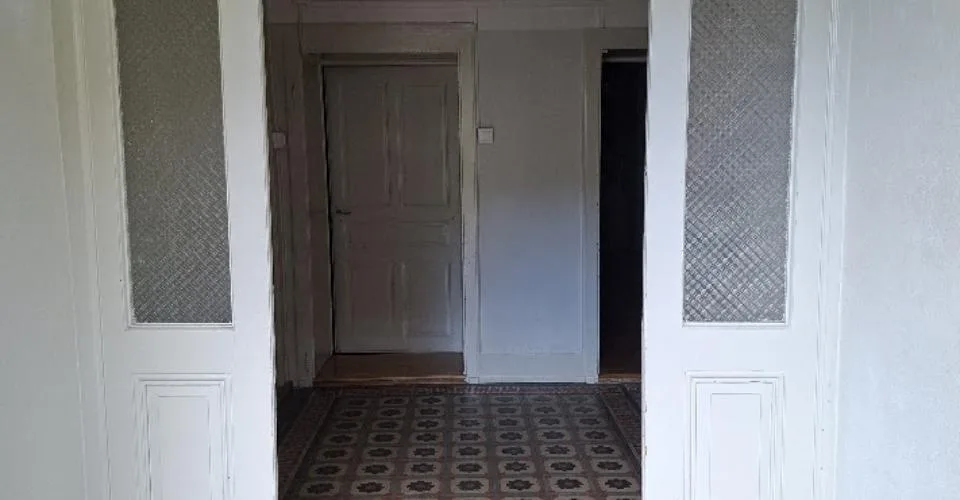 Maison d'habitation de 8.5 pièces – Foto 3 von 6