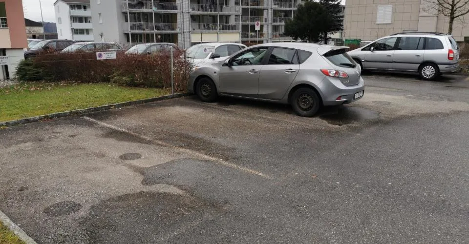 Haben Sie noch keinen Parkplatz für Ihr Auto? – foto 3 di 3
