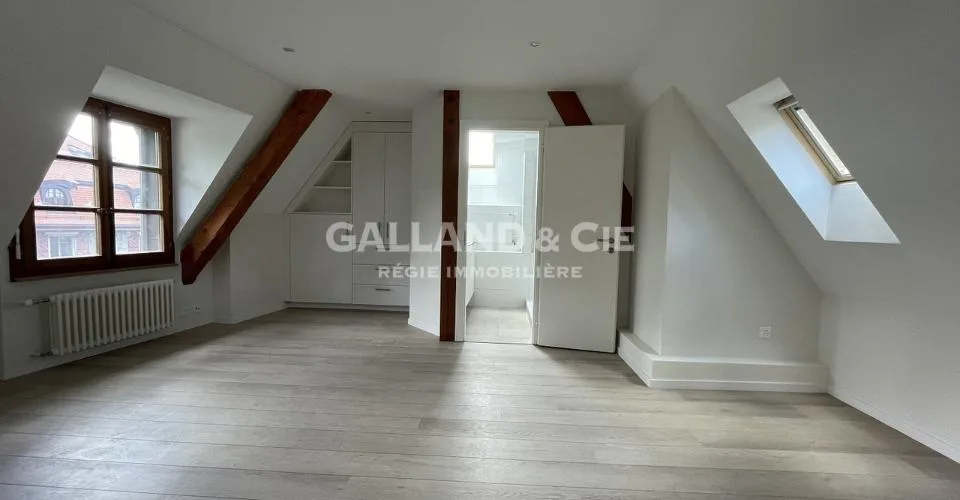 Un appartement de 3.5 pièces en duplex avec une grande terrasse – photo 4 sur 10