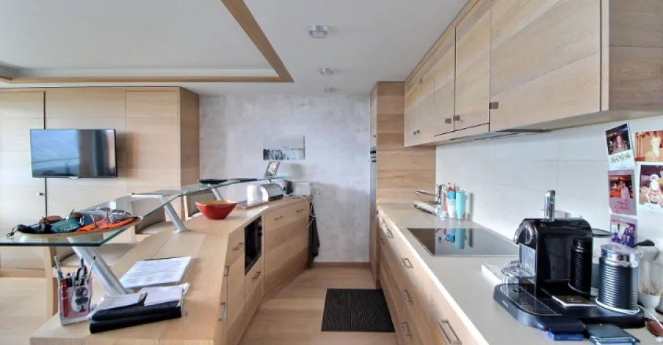 Appartement exclusif de 3.5 pièces avec vue panoramique, services hôteliers et proximité immédiate des pistes – Foto 3 von 7
