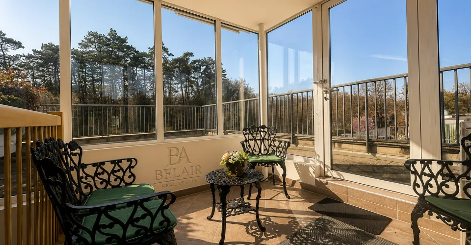 Exclusivité à Conches – Rare Villa d’angle, jardin & terrasse panoramique, aux portes de Champel – photo 12 sur 13