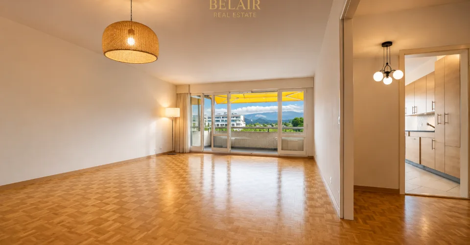 Opportunité : 4 pièces AVANT DERNIER ETAGE - PISCINE int & ext. – Foto 2 von 12