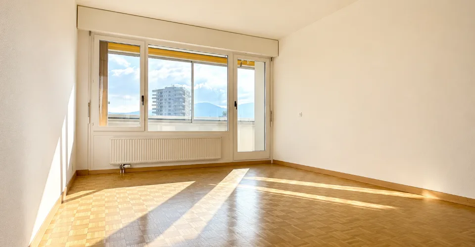 Opportunité : 4 pièces AVANT DERNIER ETAGE - PISCINE int & ext. – Foto 9 von 12