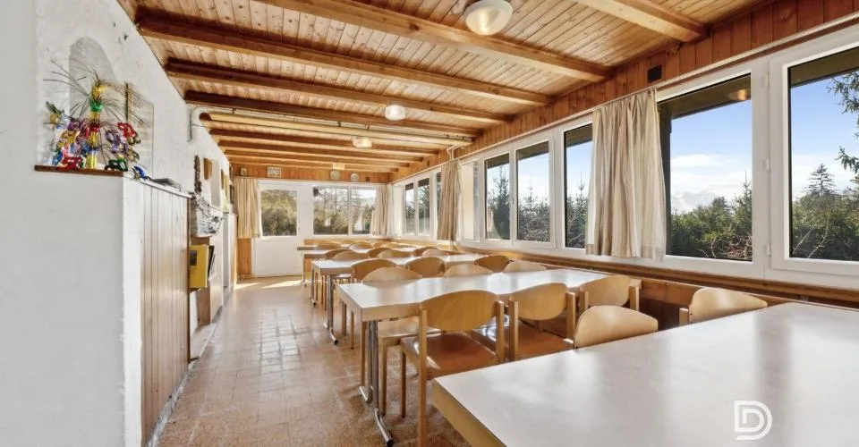 Magnifique Chalet de Groupe à Transformer - Cadre Naturel et Ensoleillement Idéal – Foto 5 von 11