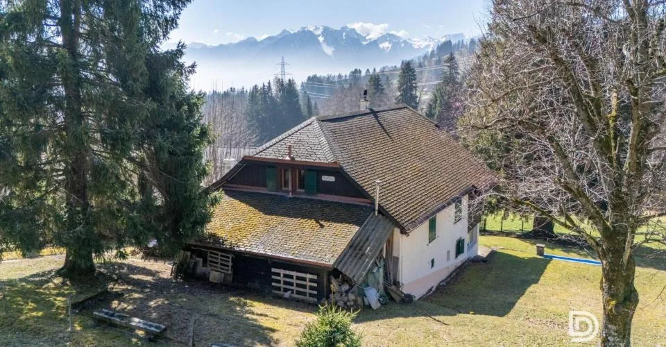 Magnifique Chalet de Groupe à Transformer - Cadre Naturel et Ensoleillement Idéal – Foto 3 von 11