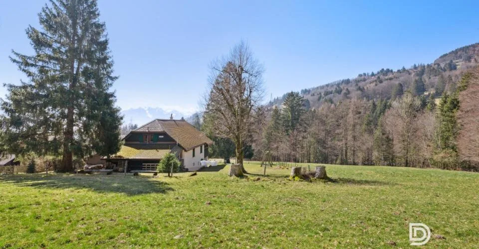 Magnifique Chalet de Groupe à Transformer - Cadre Naturel et Ensoleillement Idéal – Foto 9 von 11