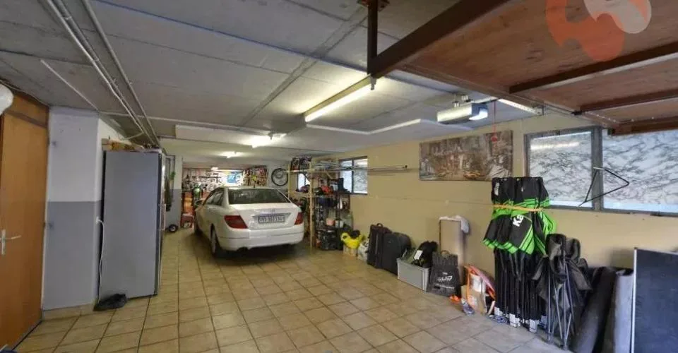Magnifique villa de 6.5 Pièces avec atelier et un grand garage – foto 9 di 10