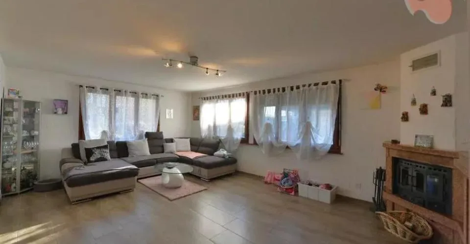 Magnifique villa de 6.5 Pièces avec atelier et un grand garage – foto 3 di 10