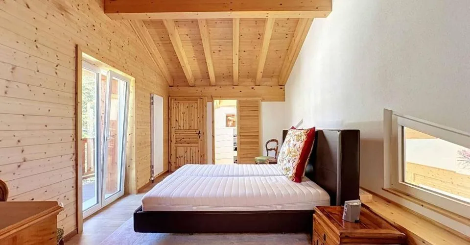CHALET DE 15,5 PIÈCES COMPOSÉ DE TROIS APPARTEMENTS INDÉPENDANTS – photo 5 sur 13