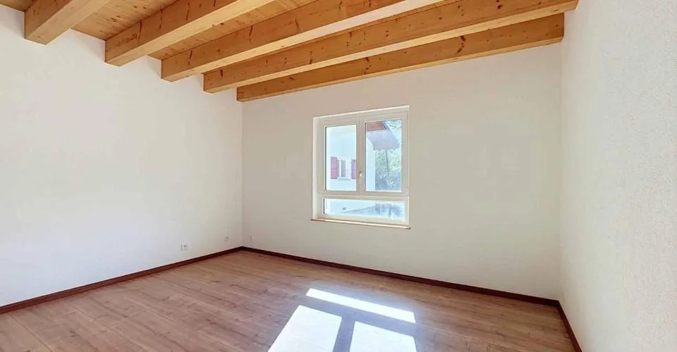 CHALET DE 15,5 PIÈCES COMPOSÉ DE TROIS APPARTEMENTS INDÉPENDANTS – photo 8 sur 13