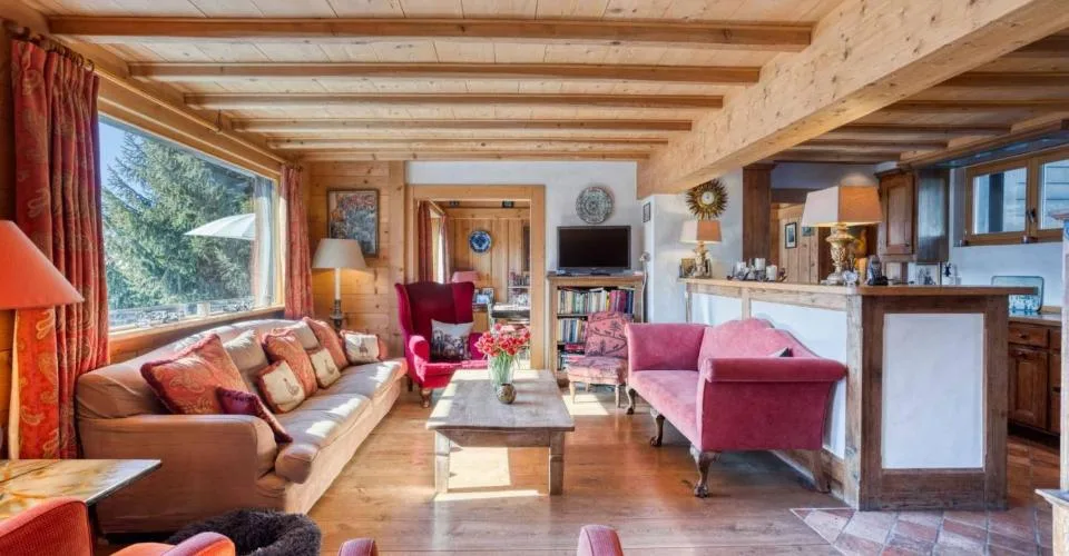SUPERBE CHALET FAMILIAL DE 7 CHAMBRES : QUARTIER LA PRÉTAIRE – photo 3 sur 12