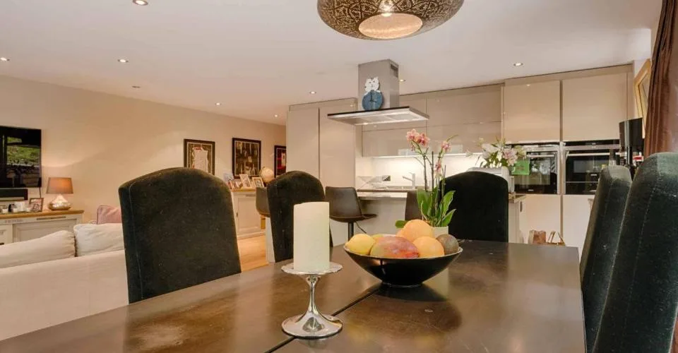 Appartement de 4 ½ pièces, calme et très bien équipé – photo 5 sur 9